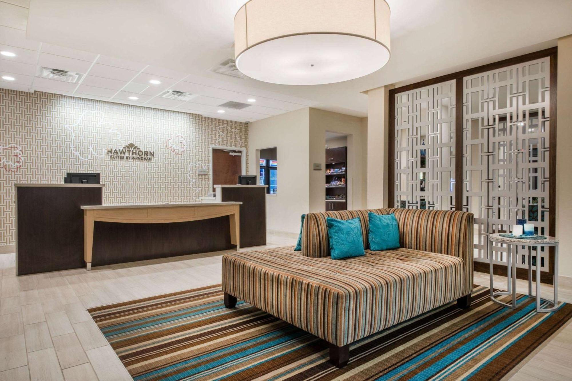 Hawthorn Suites By Wyndham Bridgeport Exteriér fotografie