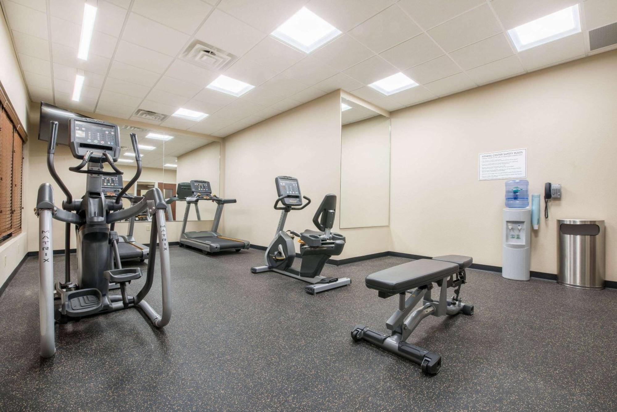Hawthorn Suites By Wyndham Bridgeport Exteriér fotografie